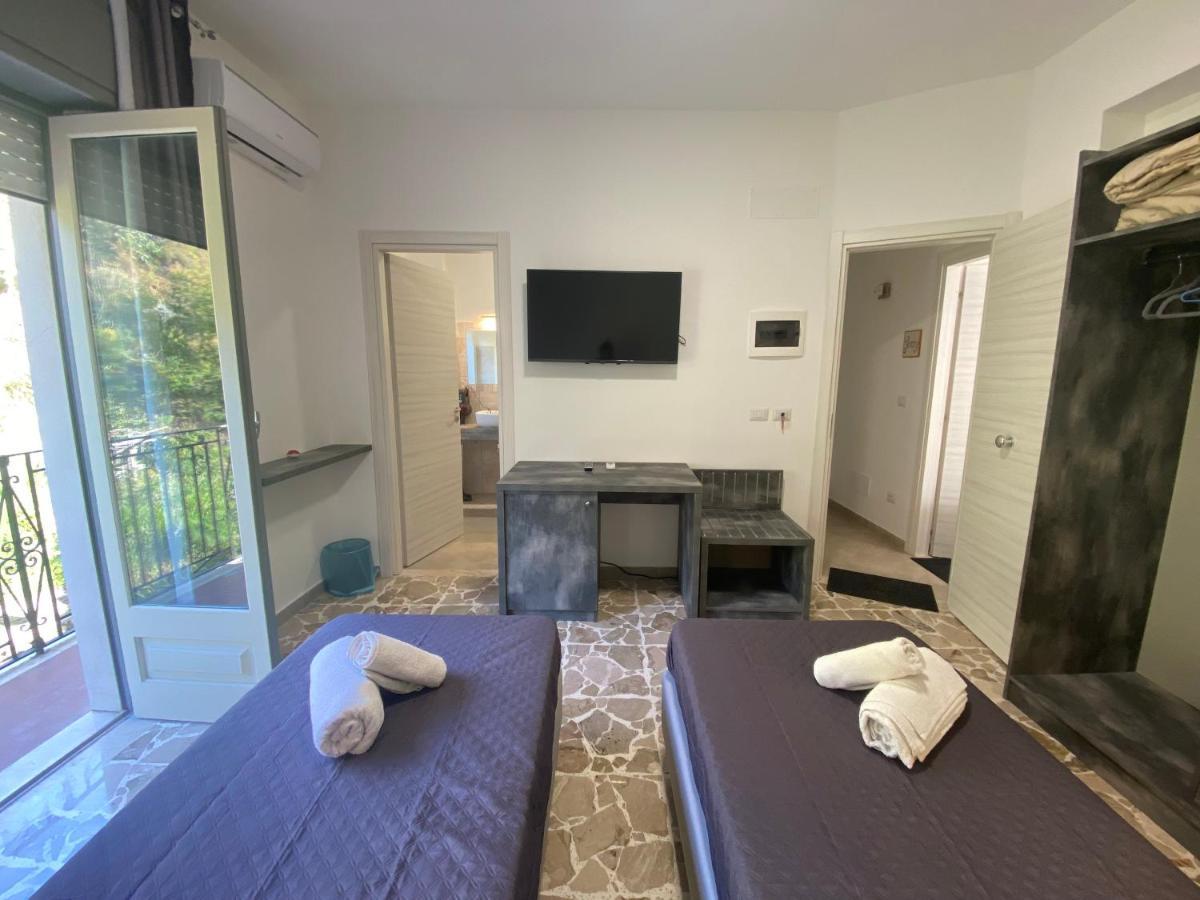 La Casa Di Gio Taormina Hotel Bagian luar foto